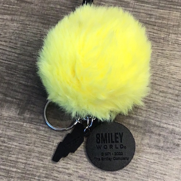 Yellow Fuzzy Ball Smiley Face Bag Charm Keychain - Picture 3 of 6